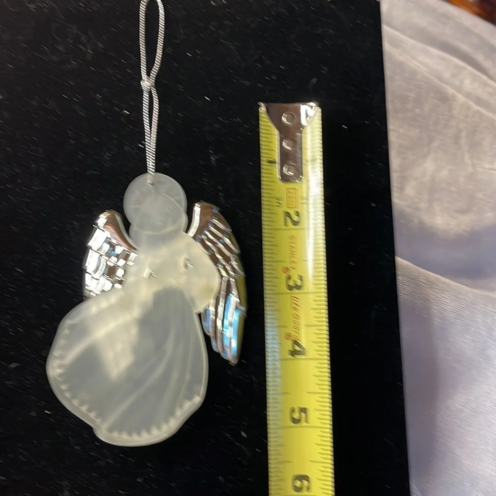 Avon (Vtg) Holiday Reflections Ornament Angel